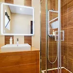 Casa Da /matosinhos, 2 Km From The 게스트하우스 4*