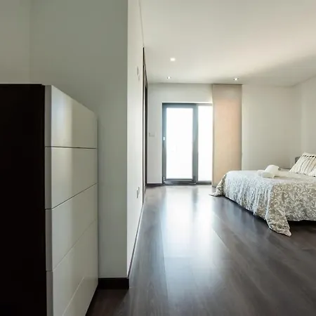 Casa de hóspedes Casa Da /matosinhos, 2 Km From The Perafita