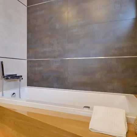 Casa Da /matosinhos, 2 Km From The Konukevi 4*