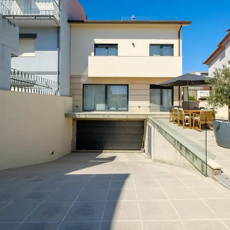 Konukevi Casa Da /matosinhos, 2 Km From The